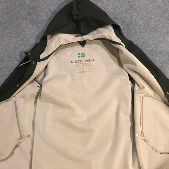 Stutterheim Green Stockholm Raincoat. X-Small - Picture 3 of 5